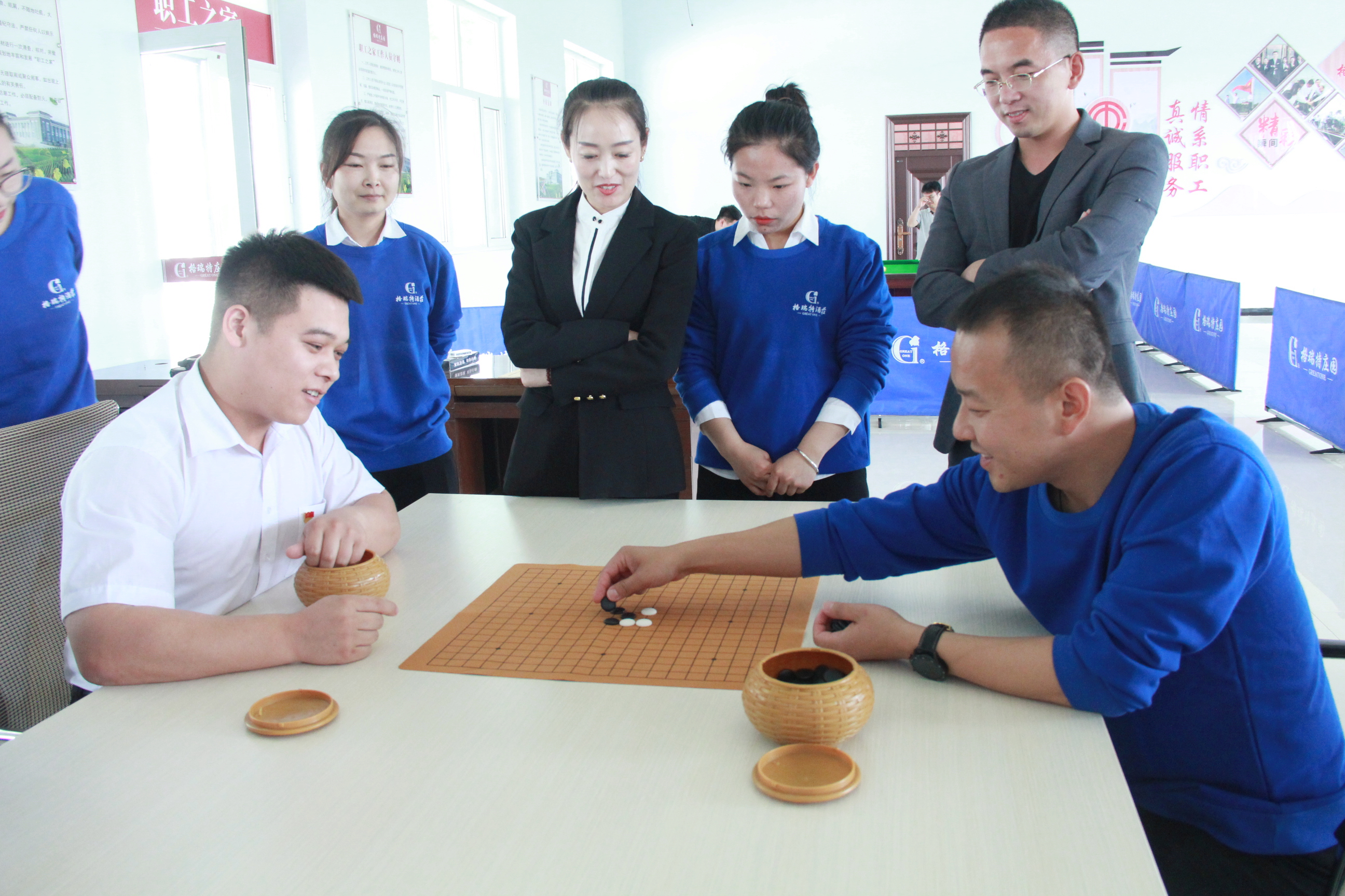 【團(tuán)結(jié)奮進(jìn)·銳意進(jìn)取】職工運(yùn)動會第二場——五子棋比賽順利進(jìn)行！